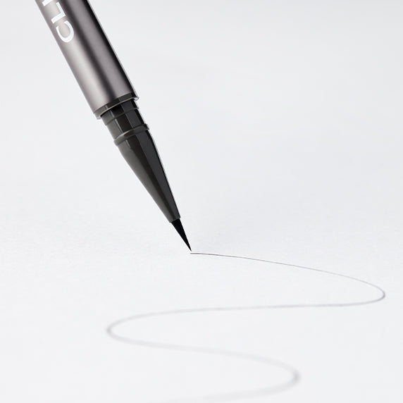 CLIO Superproof Brush Liner